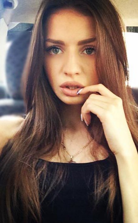 VIKTORIA LOVE